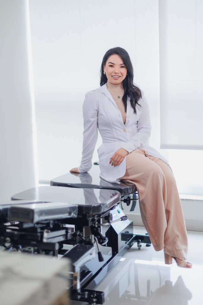 Jessica Almeida, fisioterapeuta e responsável técnica pela Clínica Atlas